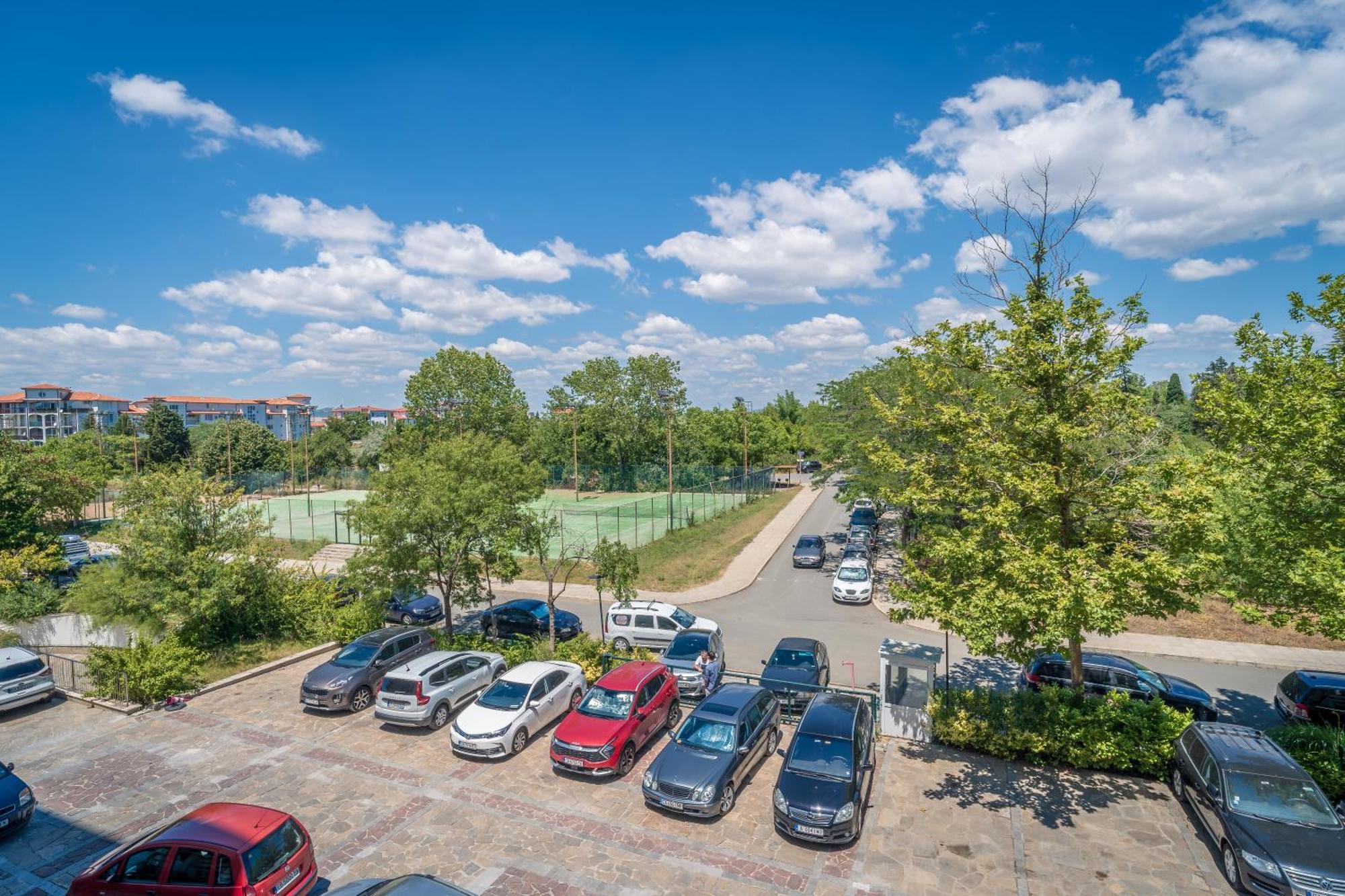 Спа Апартаменти За Гости Затворен Комплекс Емералд Ravda Buitenkant foto